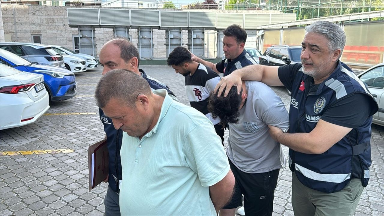 Samsun'da Polise Mukavemette Bulunan Üç Kişi Adliyeye Sevk Edildi