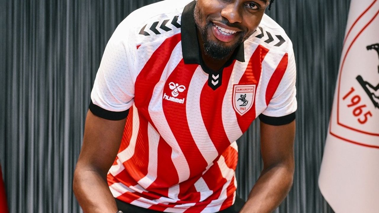 Samsunspor, Antoine Makoumbou'yu Kadrosuna Kattı