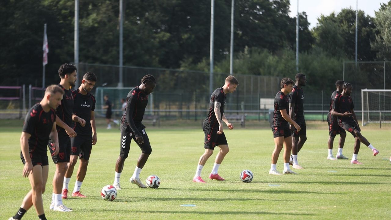 Samsunspor, Hollanda Kampında Taktik Çalışmalarını Sürdürüyor