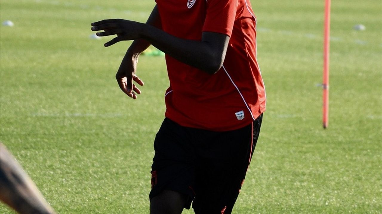 Samsunspor Yeni Sezon Hazırlıklarına Başladı