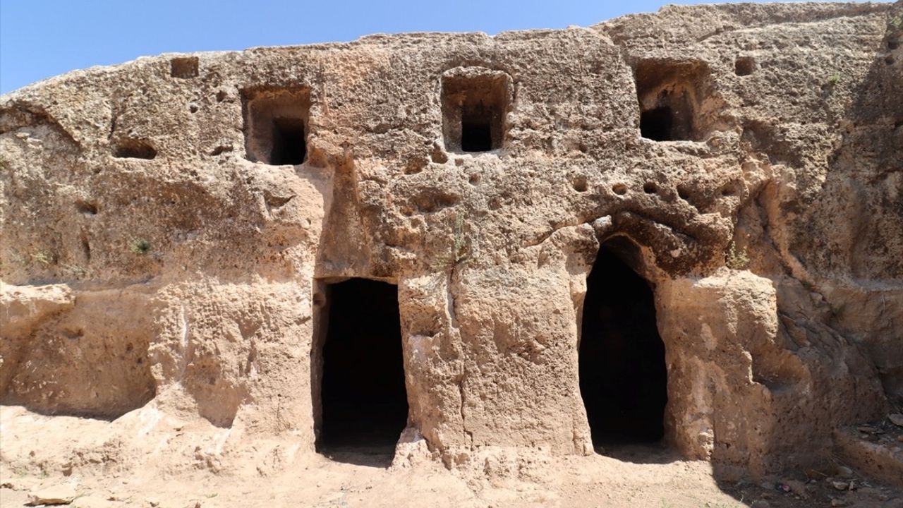Şanlıurfa'da Kaya Kilisesi Kayıt Altına Alındı