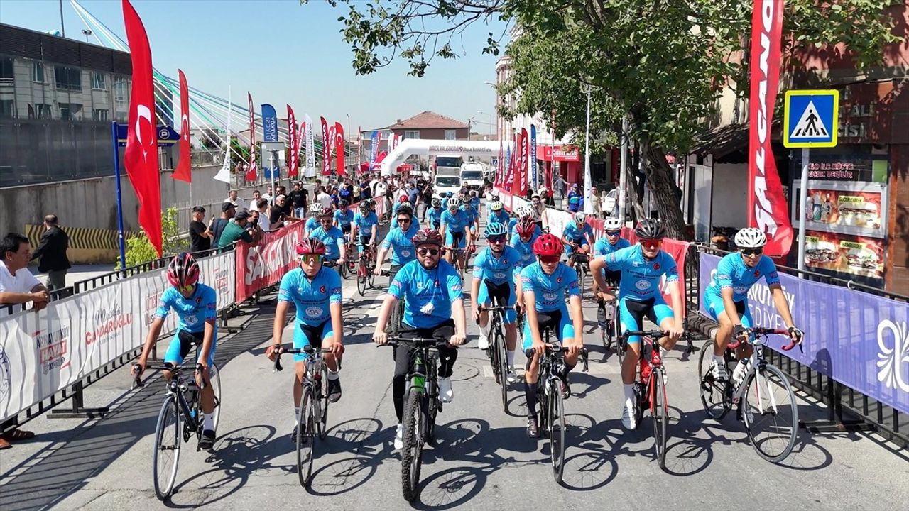 Şehit Ömer Halisdemir Bisiklet Turu İstanbul'da Başladı
