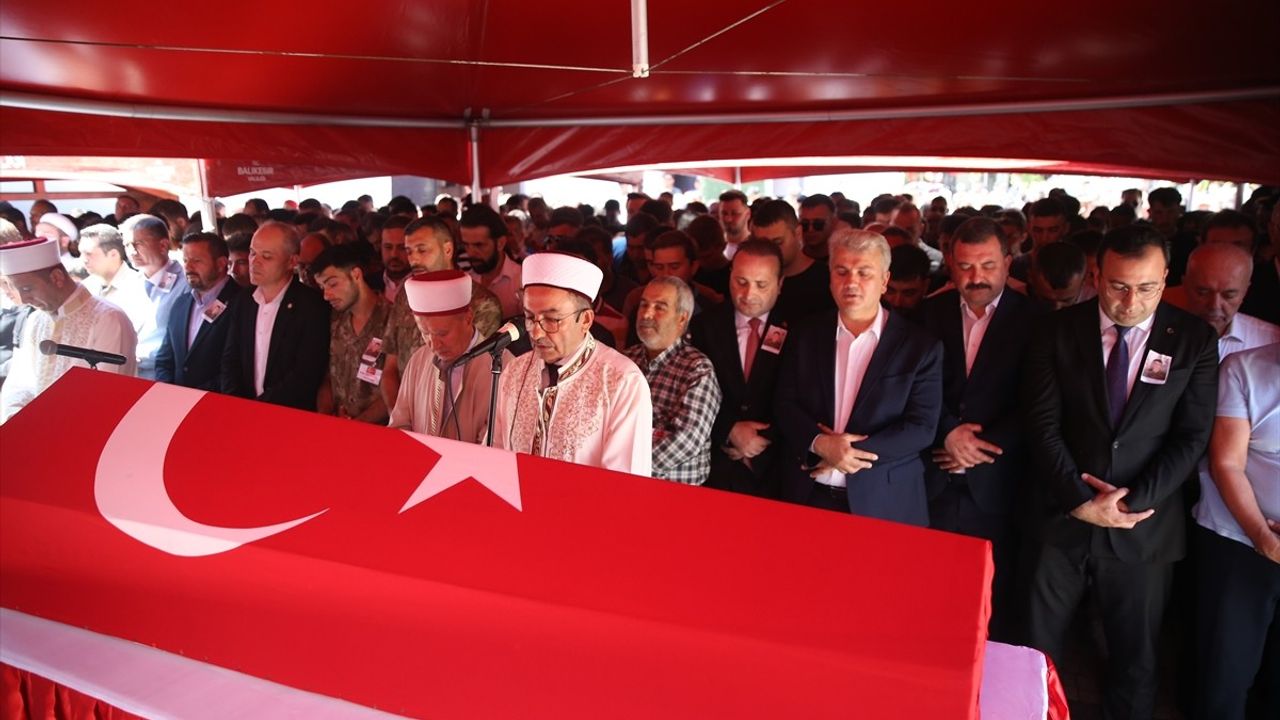 Şehit Piyade Sözleşmeli Er Ahmet Kuşak'ın Son Yolculuğu