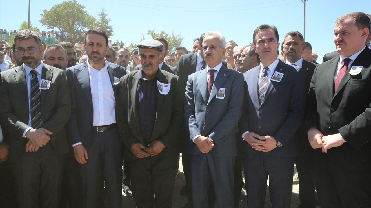 Şehit Piyade Sözleşmeli Er Celattin Uyanık Bitlis'te Uğurlandı