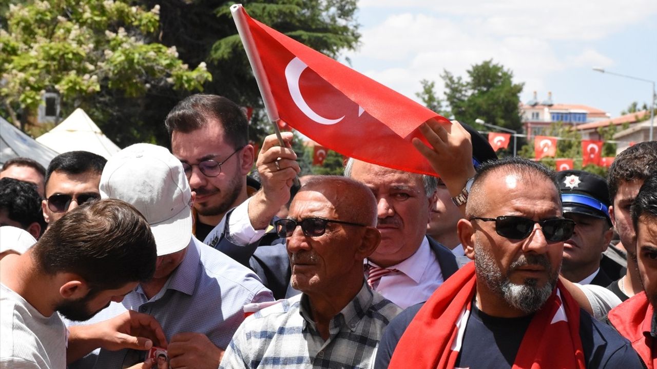Şehit Piyade Sözleşmeli Er Özkan Özkanlı Aksaray'da Son Yolculuğuna Uğurlandı