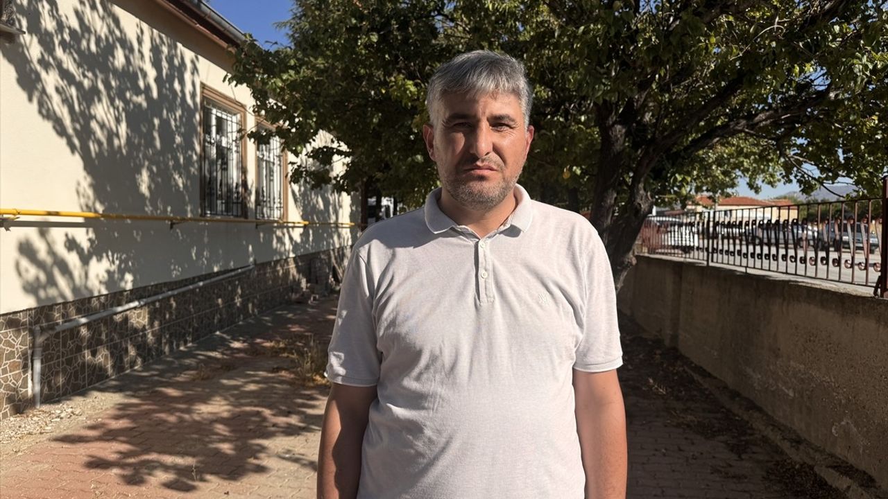 Şehit Piyade Sözleşmeli Er Özkan Özkanlı Aksaray'da Uğurlandı