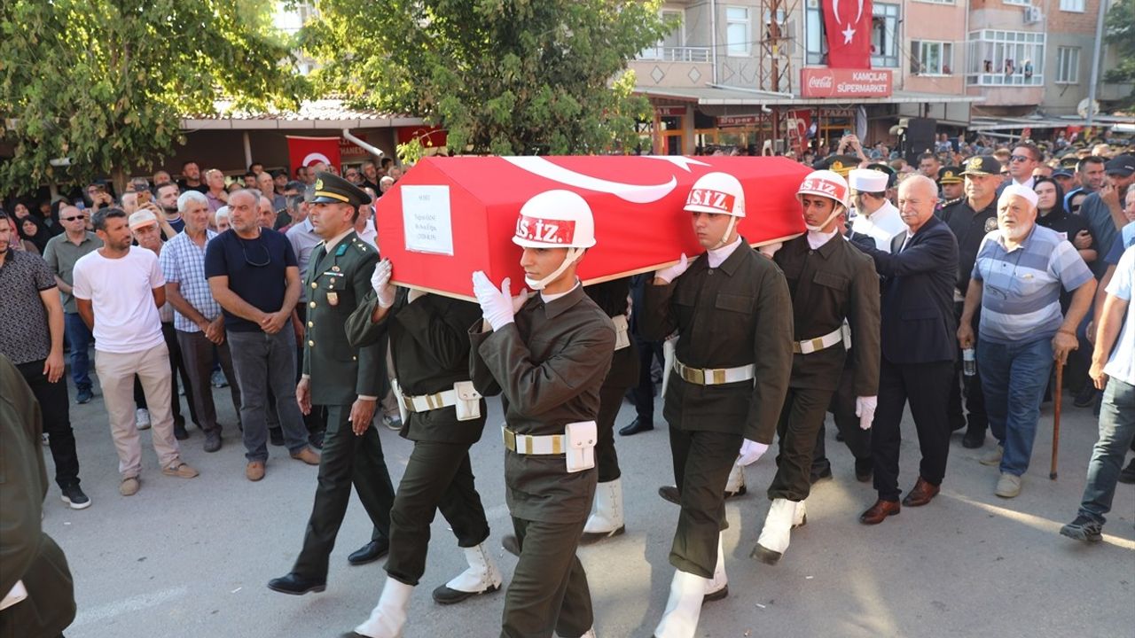 Şehit Üsteğmen Tuğrul Özsu Edirne'de Son Yolculuğuna Uğurlandı