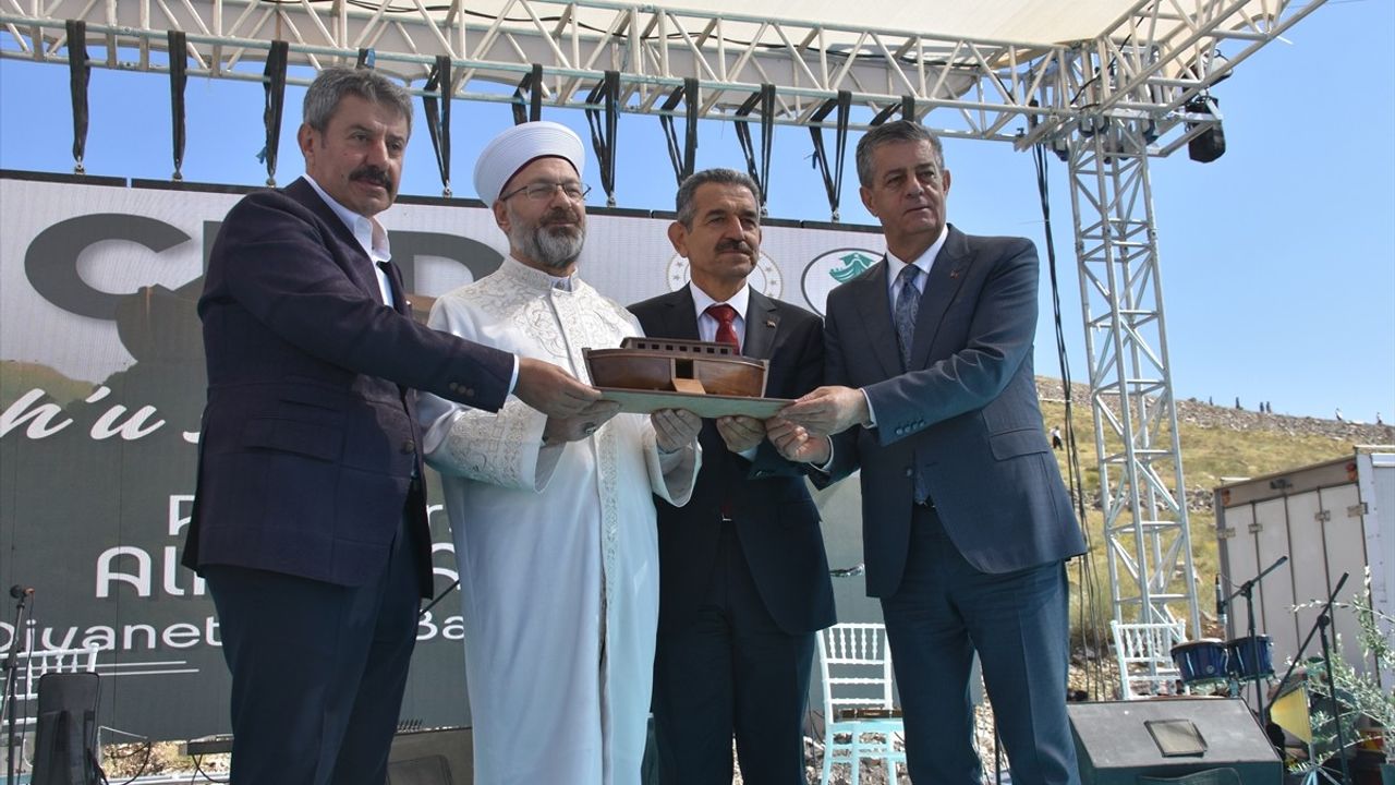 Şırnak'ta Hz. Nuh Camisi Temel Atma Töreni Gerçekleşti