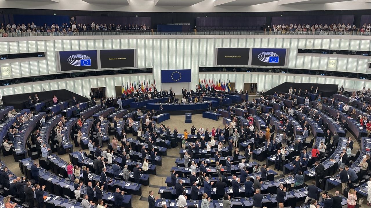 Srebrenitsa Soykırımının 30. Yılı: Avrupa'dan Gazze Vurgusu