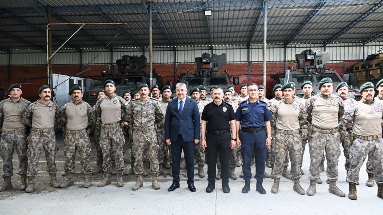 Suriye'de Görevli Özel Harekat Polisleri Uğurlandı