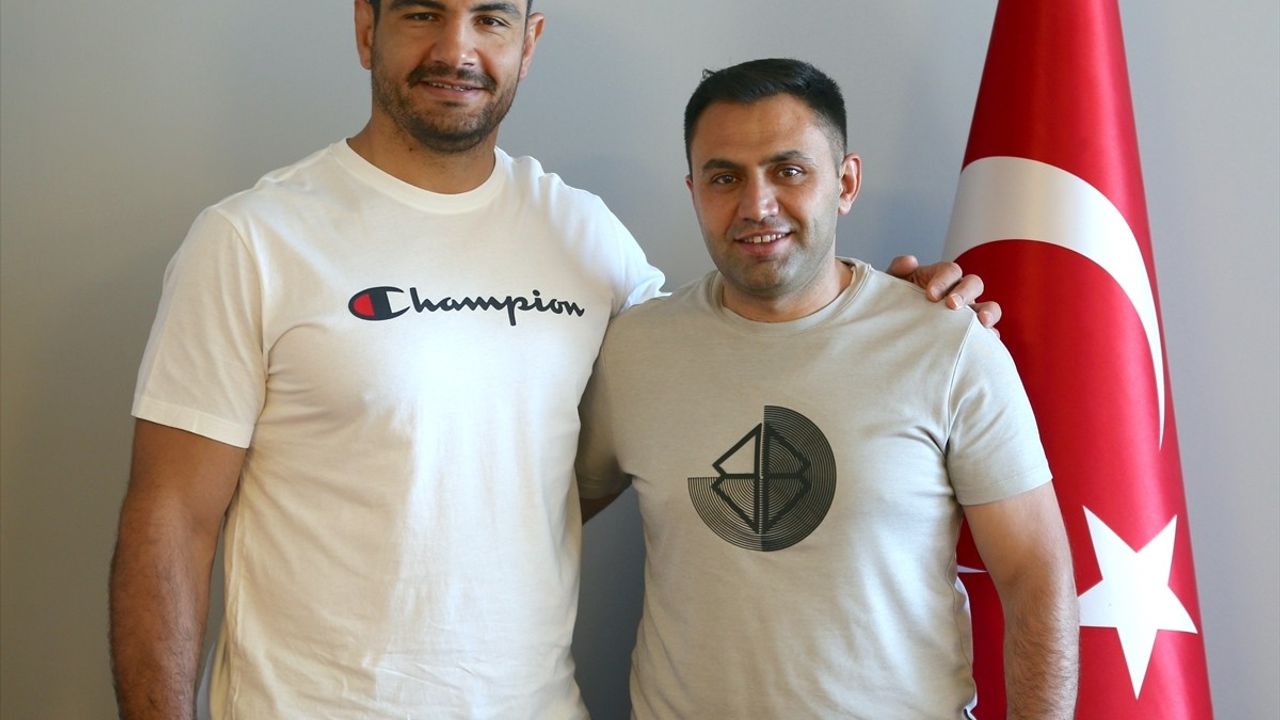 Taha Akgül'den Güreşte Yeni Şampiyona Hedefleri