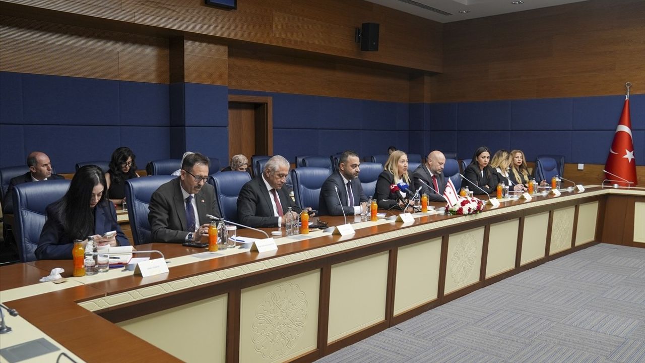 TBMM Adalet Komisyonu ve KKTC Heyeti Arasında Önemli Görüşme