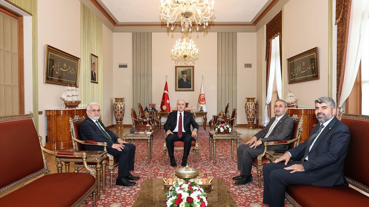 TBMM Başkanı Numan Kurtulmuş, HÜDA PAR Heyetini Ağırladı