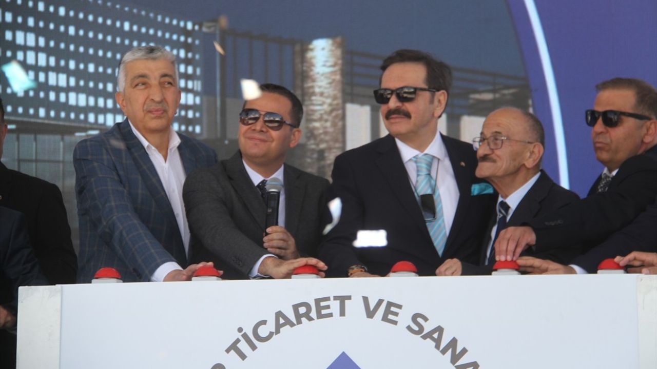 TOBB Başkanı Hisarcıklıoğlu, Beyşehir'de Yeni Hizmet Binasının Temelini Attı