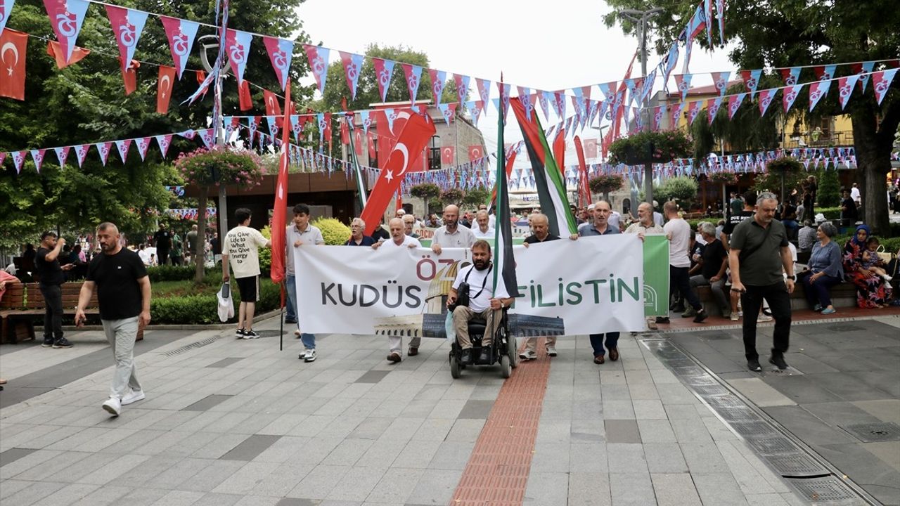 Trabzon'da Filistin'e Destek Yürüyüşü