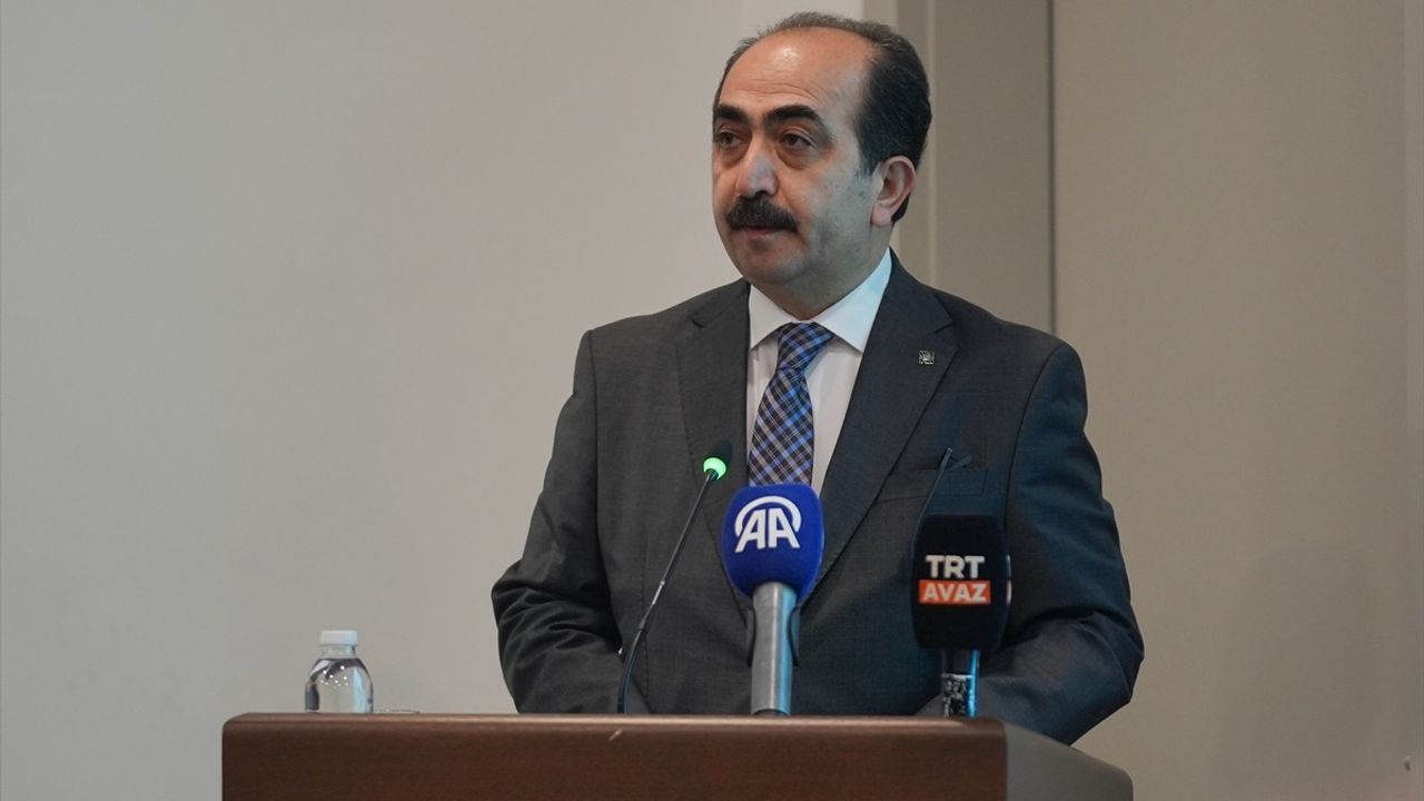 Türk Dünyası Genç Tarihçiler Çalıştayı Başladı
