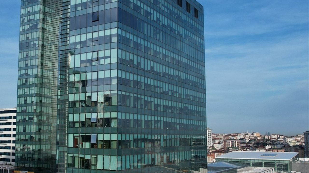 Türk Eximbank, İhracatçılara Yeşil Dönüşüm İçin Kredi Desteği Sunuyor