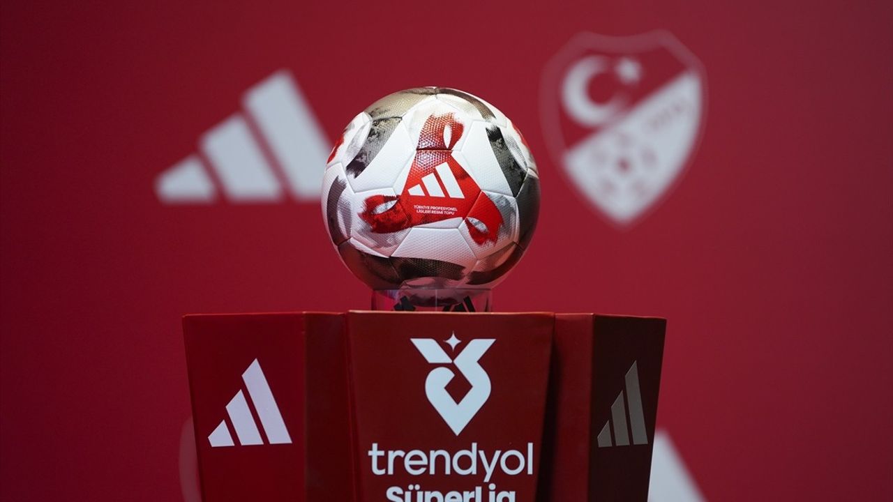Türkiye Futbol Ligi'nin Yeni Sponsoru: Adidas