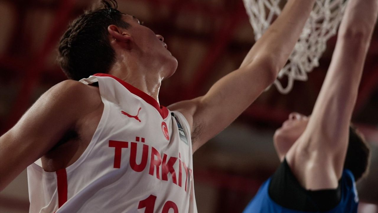 Türkiye Genç Erkek Basketbol Takımı EYOF 2025'te Finale Yükseldi