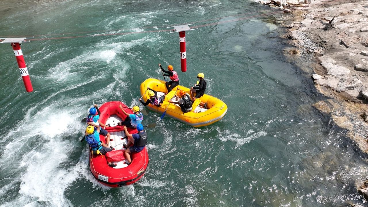 Türkiye Rafting Şampiyonası ve Süper Kupa Yarışları Tunceli'de Başladı