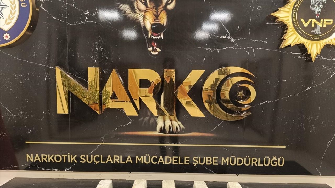 Van'da Uyuşturucu Operasyonu: 127 Kilo 560 Gram Ele Geçirildi