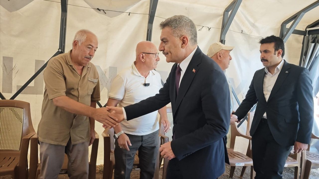 Yenifakılı Belediye Başkanı Musa Sarıaslan Trafik Kazasında Hayatını Kaybetti