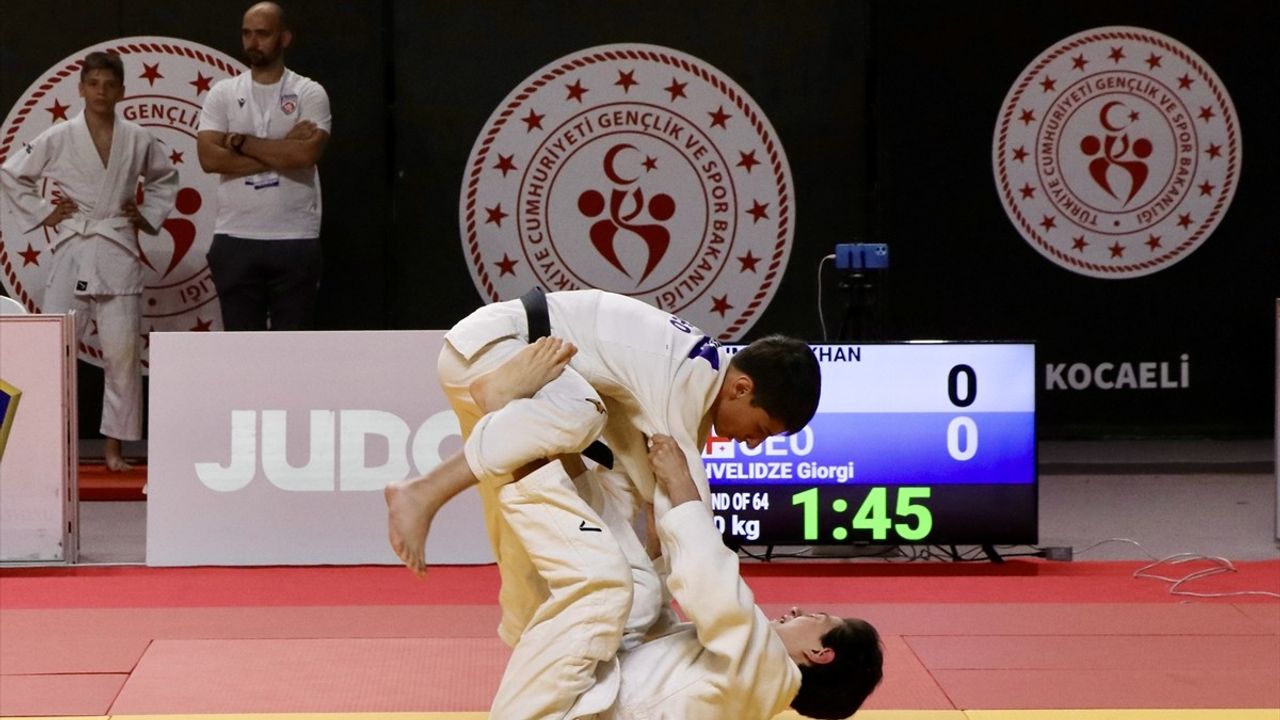 Yıldızlar Avrupa Judo Kupası'nın İlk Gün Müsabakaları Geride Kaldı