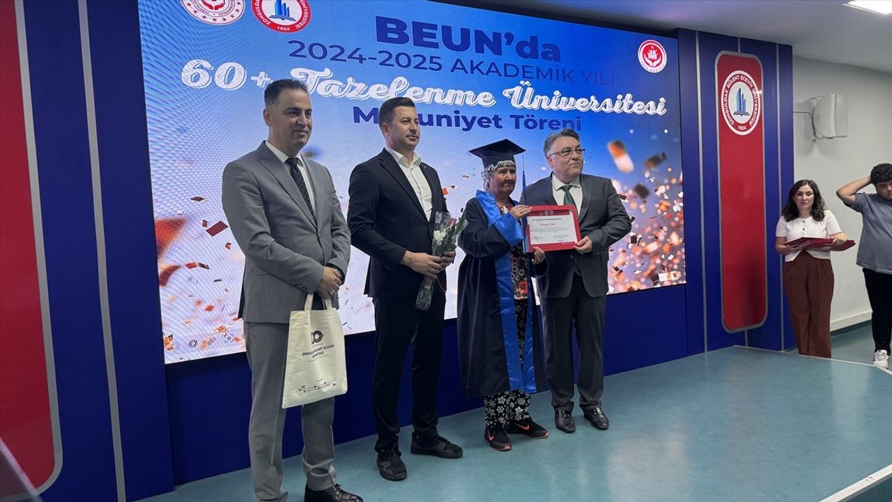 Zonguldak'ta 'Tazelenme Üniversitesi' İlk Mezunlarını Verdi