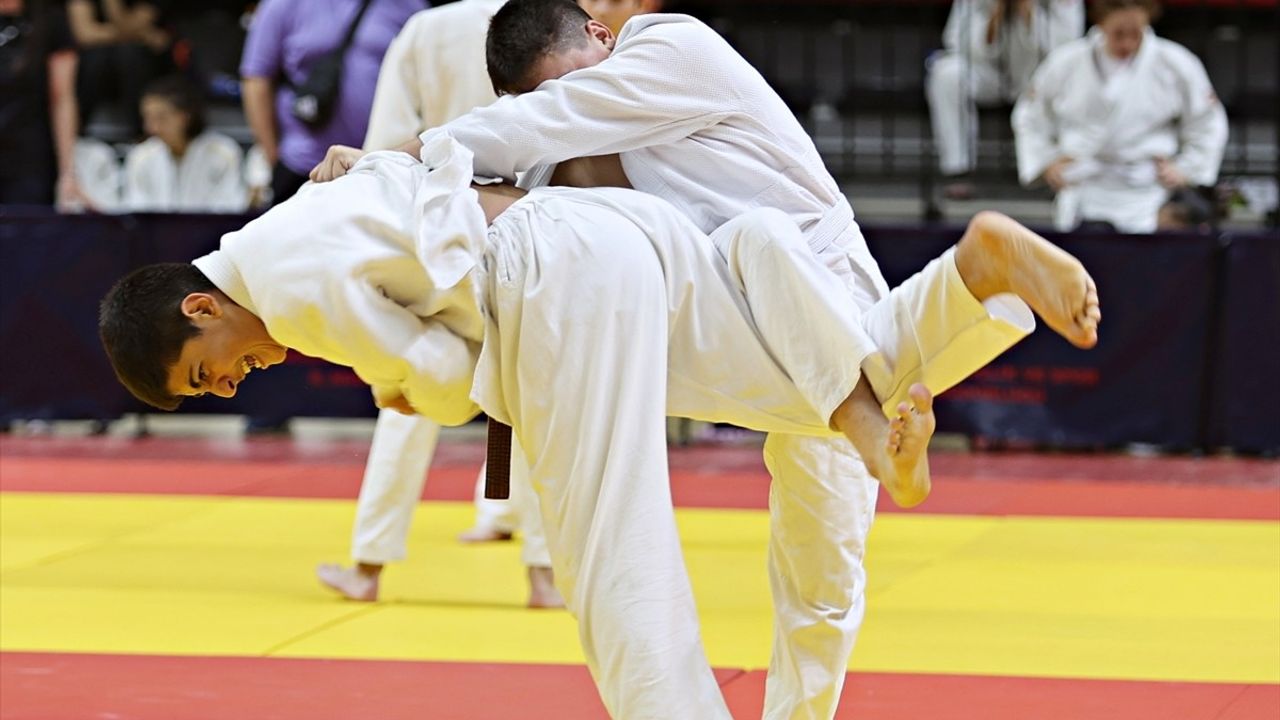 21. Uluslararası Karadeniz Judo Şampiyonası Başarıyla Tamamlandı