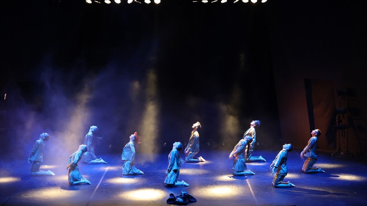 22. Uluslararası Bodrum Bale Festivali "Elektronika" ile Kapandı