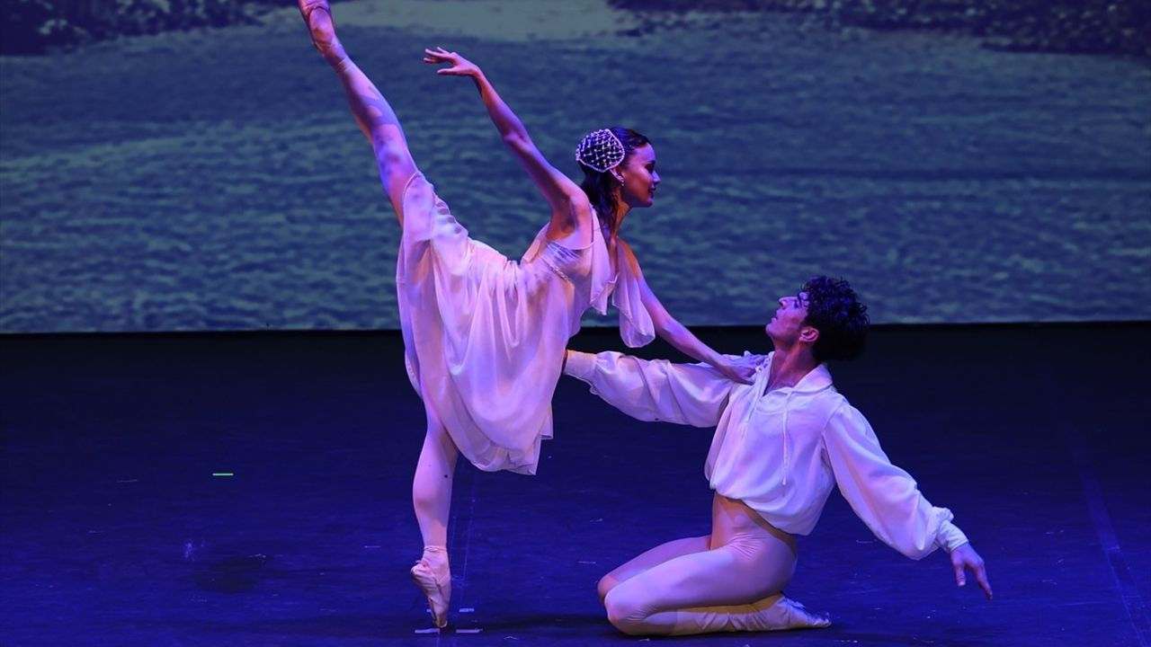 22. Uluslararası Bodrum Bale Festivali "Romeo ve Juliet" ile Devam Ediyor