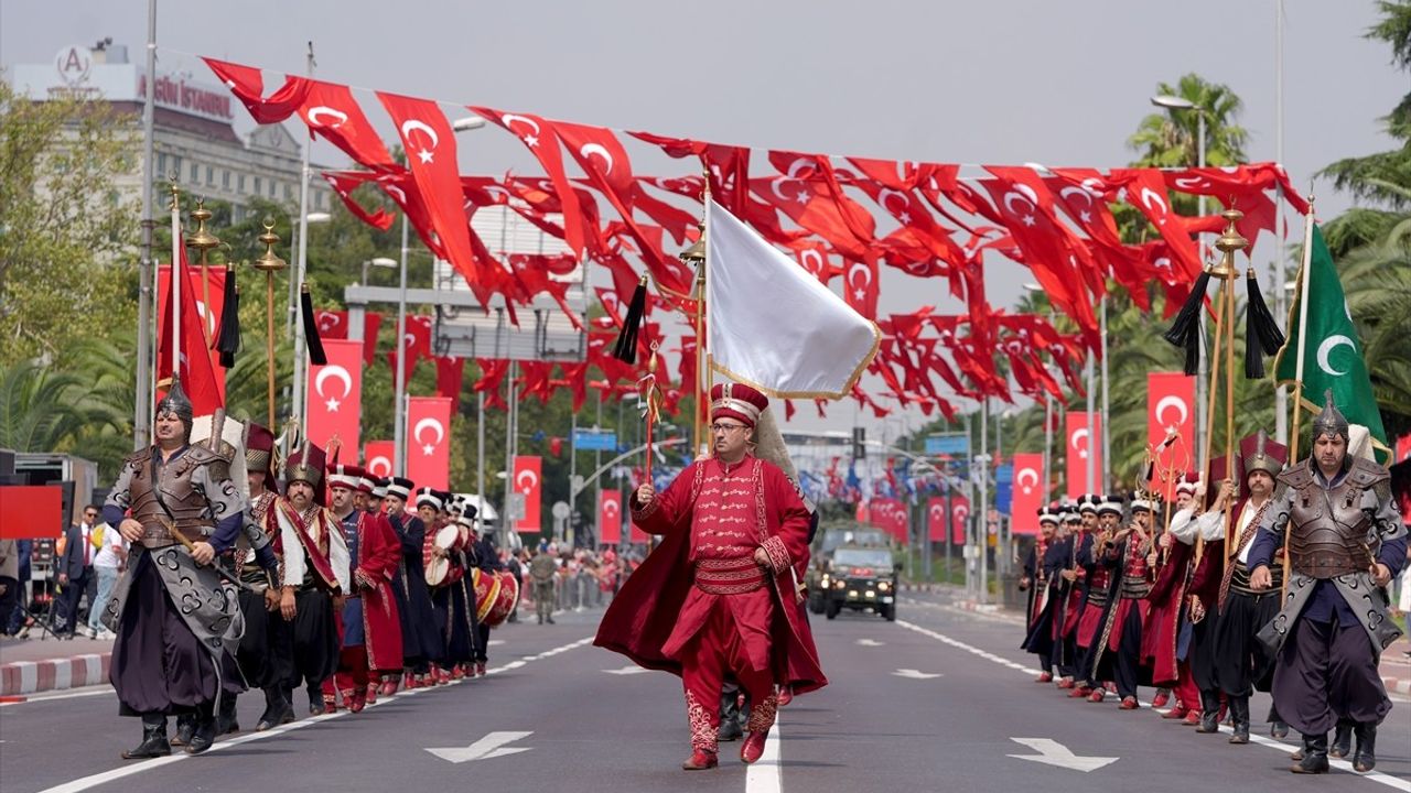30 Ağustos'ta Büyük Zafer Coşkuyla Kutlandı