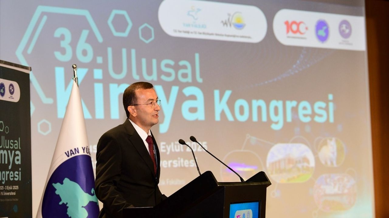 36. Ulusal Kimya Kongresi Van'da Başladı