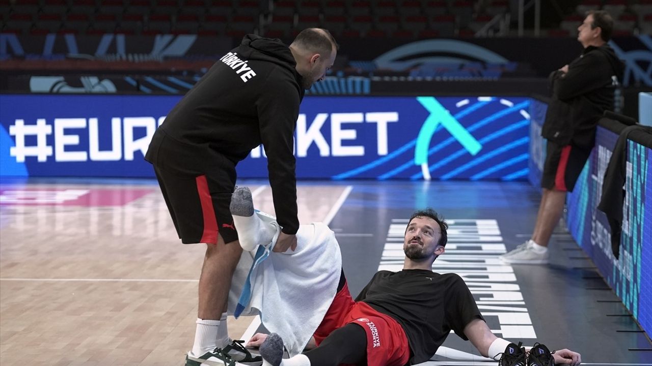A Milli Erkek Basketbol Takımı Letonya'da İlk Antrenmanını Gerçekleştirdi