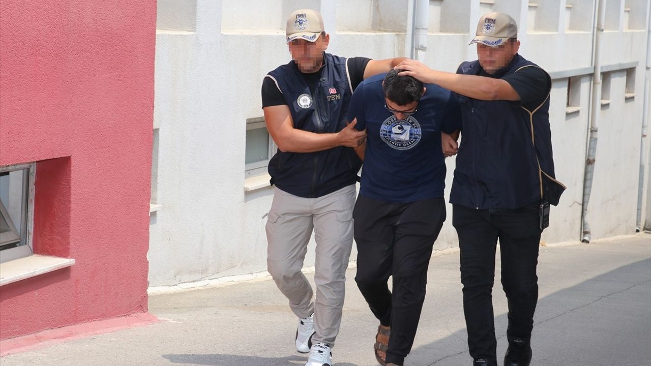 Adana'da FETÖ Hükümlüleri Yakalandı