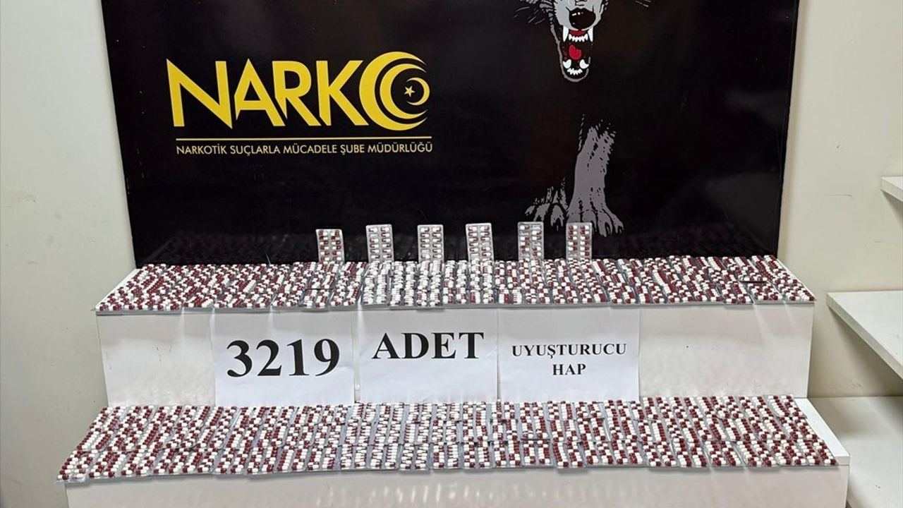Adana'da Uyuşturucu Hap Operasyonu