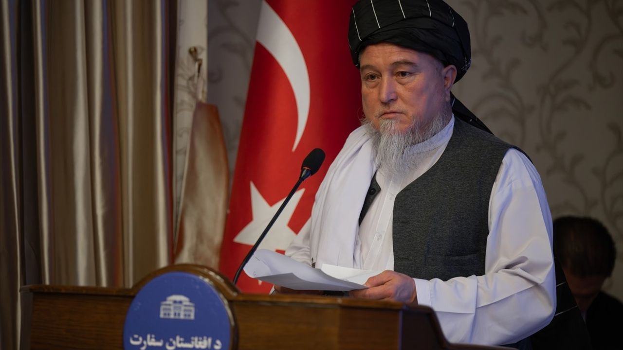 Afganistan'da İşgalin Sona Ermesi ve Zafer Günü Kutlaması
