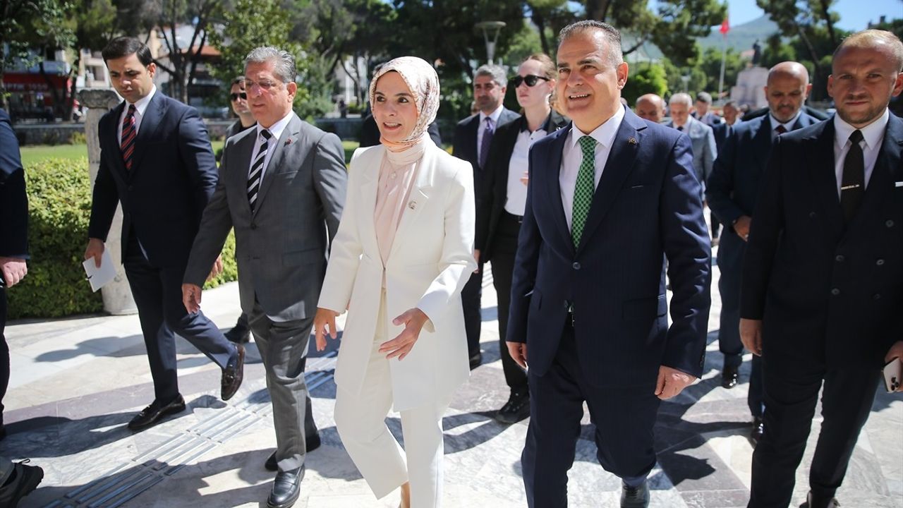 Aile ve Sosyal Hizmetler Bakanı Göktaş'ın Muğla Ziyareti ve Projeleri