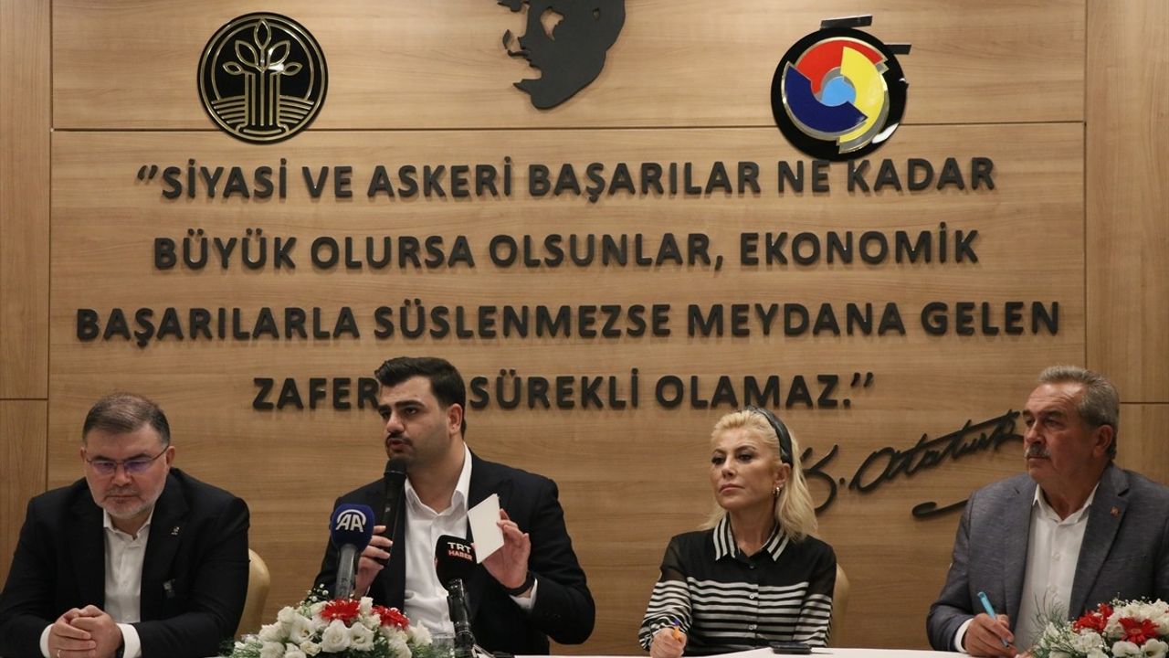 AK Parti Genel Sekreteri Eyyüp Kadir İnan'ın İzmir Açıklamaları