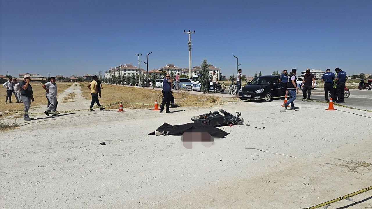 Aksaray'da Motosiklet Tırla Çarpıştı, Bir Kişi Hayatını Kaybetti