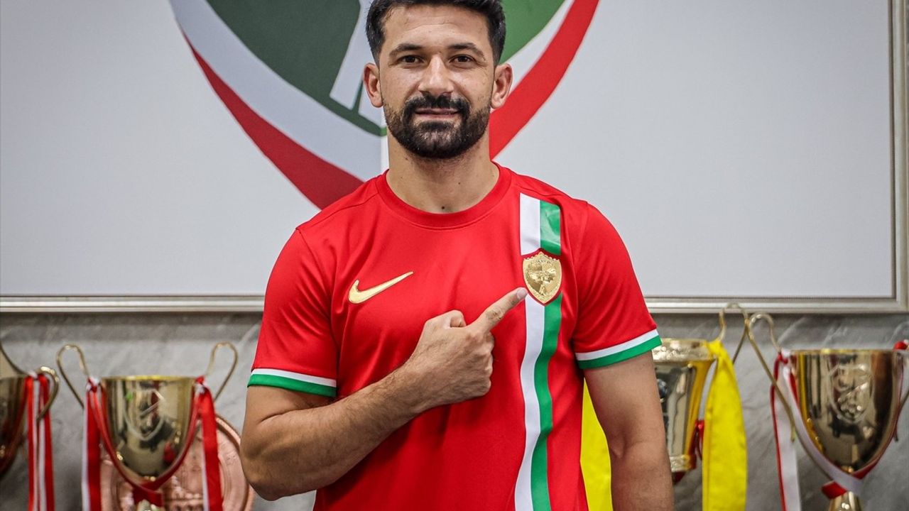 Amed Sportif Faaliyetler Celal Hanalp'ı Kadrosuna Kattı