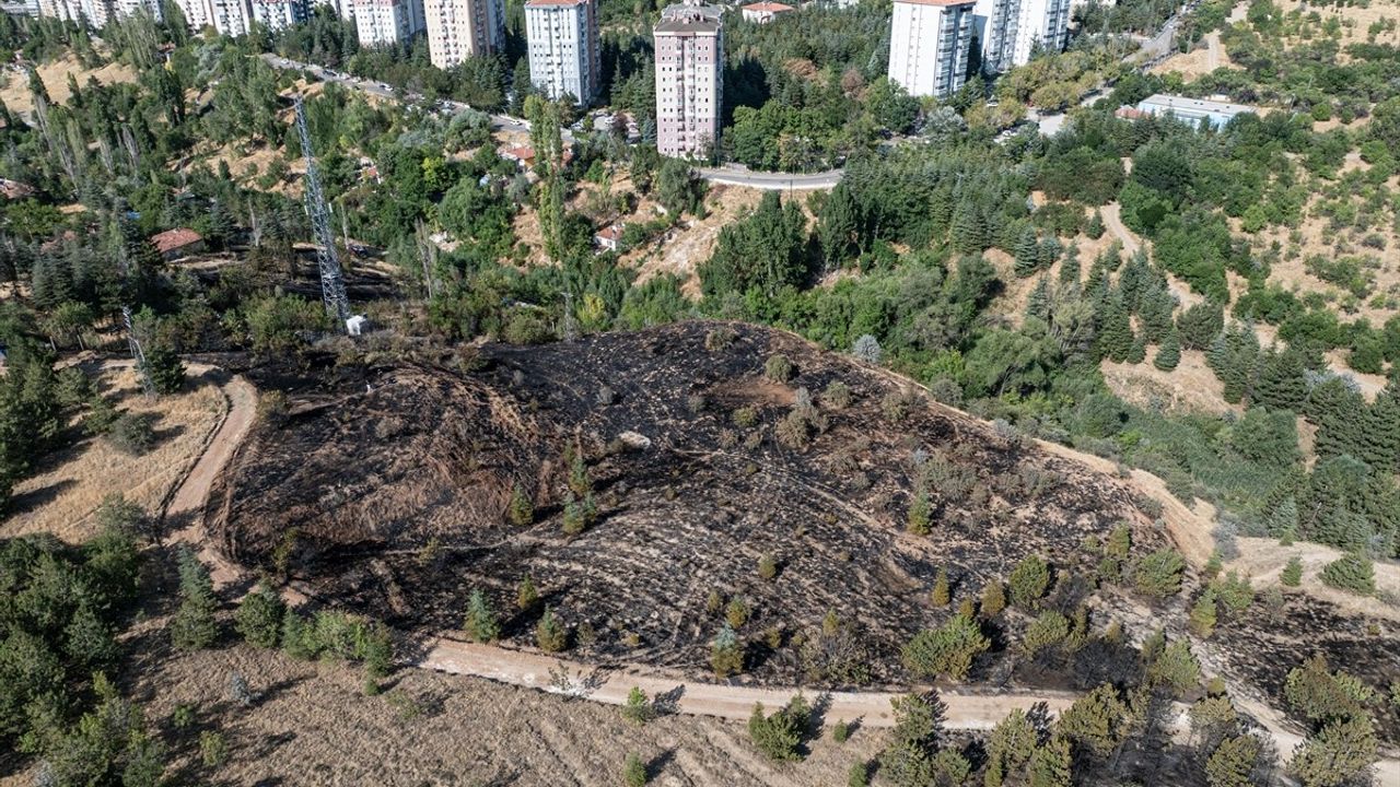 Ankara'da Çalılık Alanda Yangın Kontrol Altına Alındı