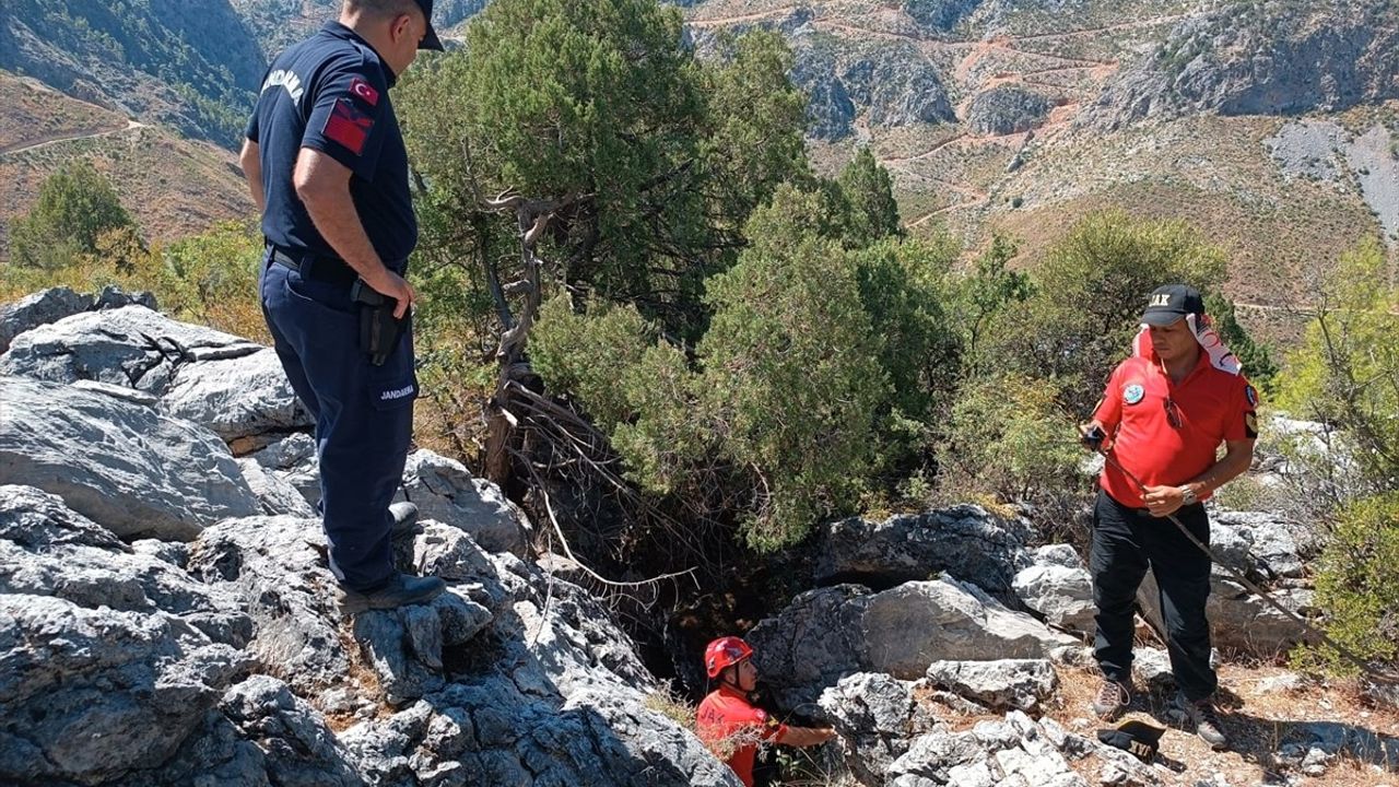 Antalya'da Kaybolan Alzheimer Hastası Kadın İçin Arama Çalışmaları Başlatıldı