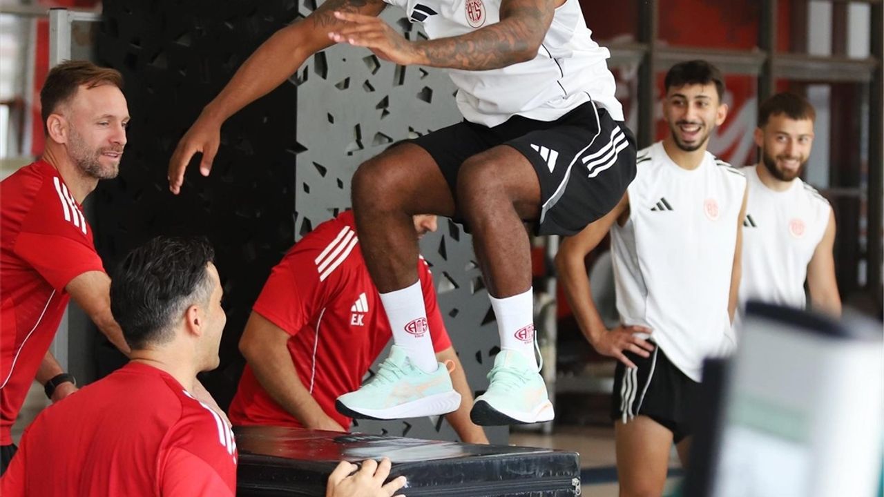 Antalyaspor, Gençlerbirliği Maçına Hazırlanıyor