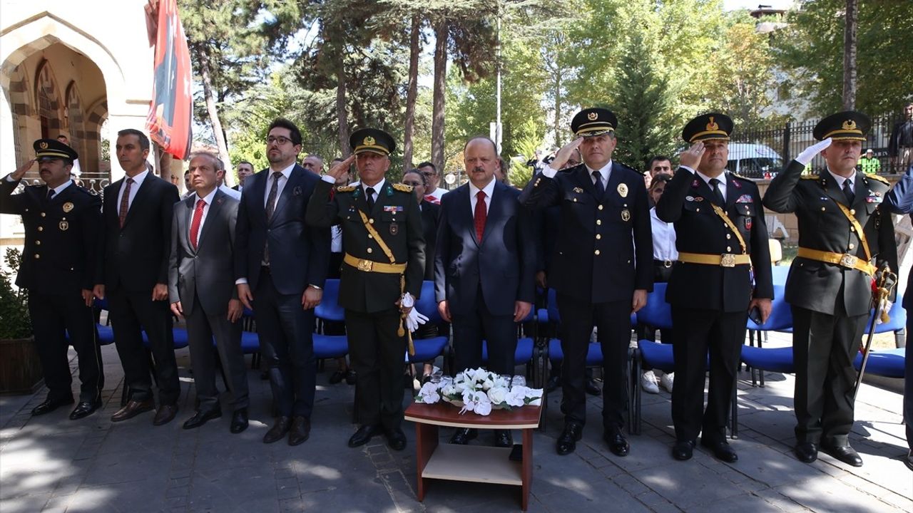 Atatürk'ün Kastamonu'ya Gelişi ve Şapka İnkılabı'nın 100. Yılı Kutlandı