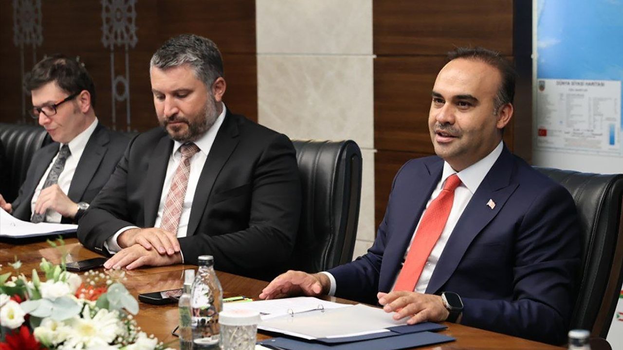 Bakan Kacır, Suriyeli Mevkidaşı ile Sanayi İşbirliği Görüşmesi Düzenledi