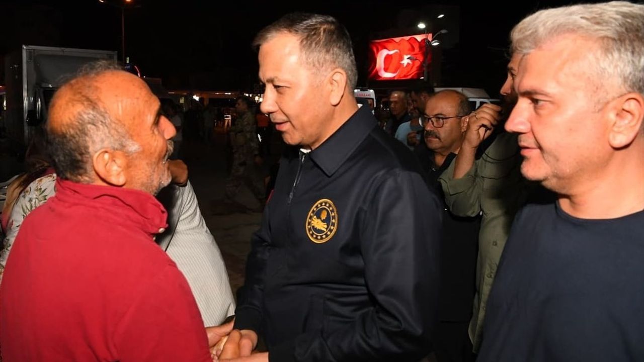Bakan Yerlikaya'dan Balıkesir Depreminin Ardından Açıklama