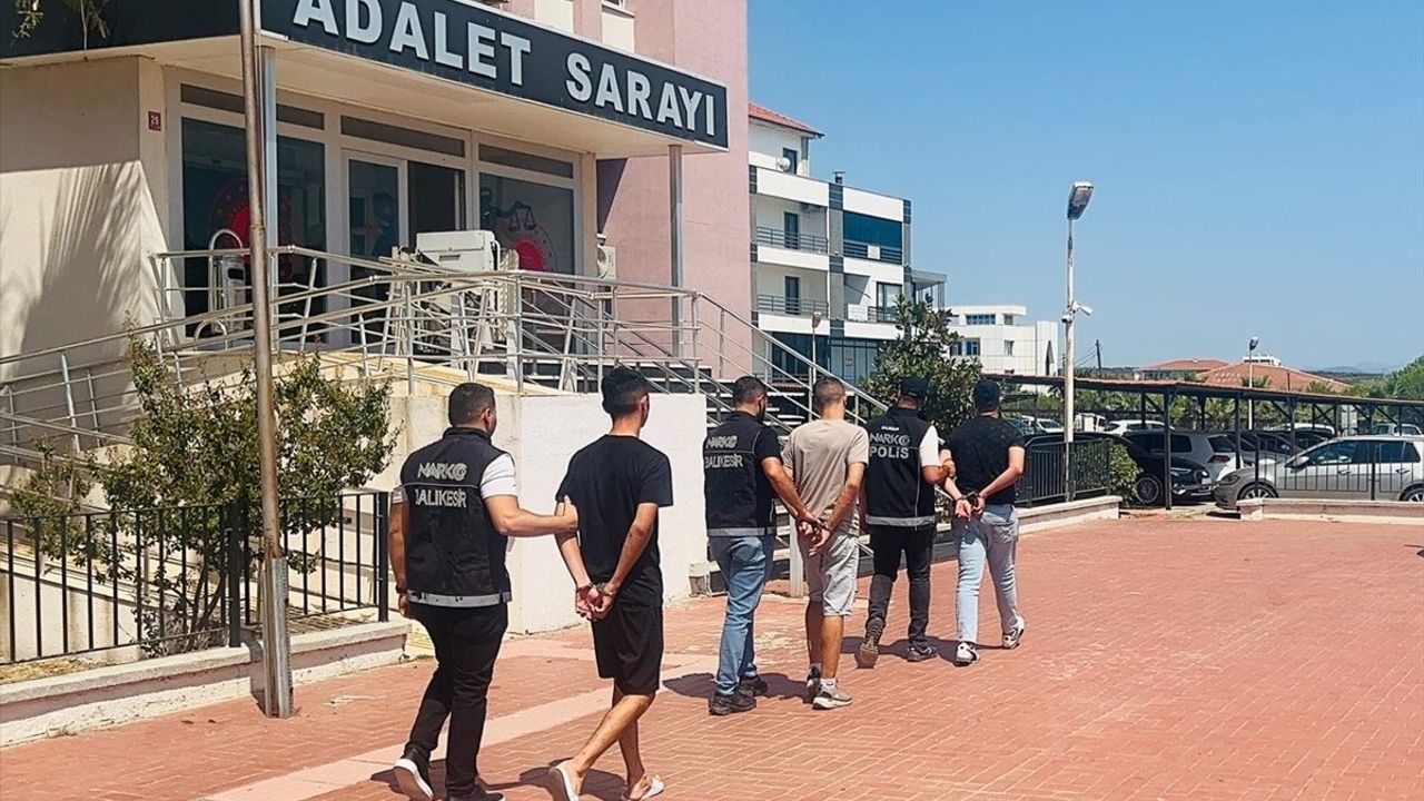 Balıkesir'de Uyuşturucu Operasyonu: 3 Tutuklama