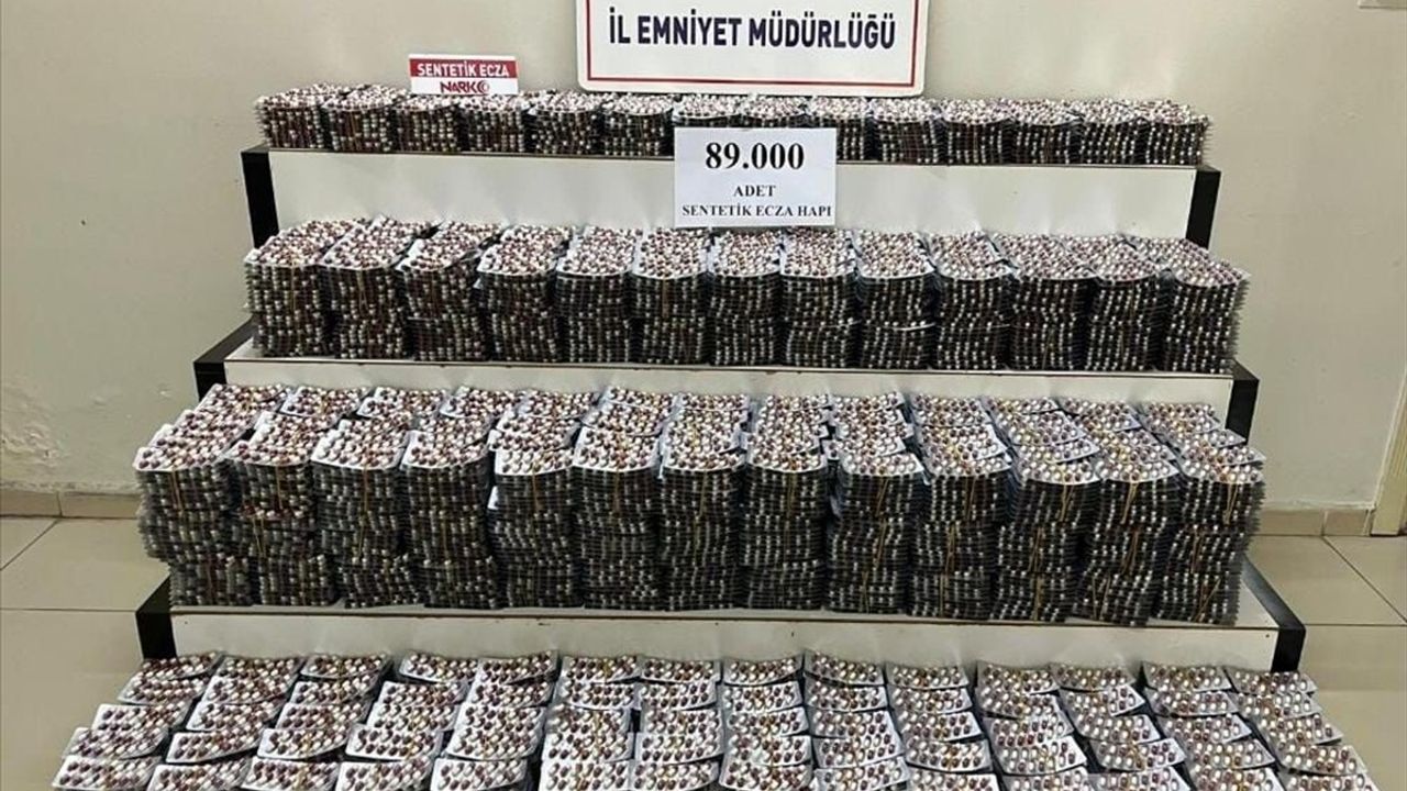 Balıkesir'de Uyuşturucu Operasyonu: 89 Bin Hap Ele Geçirildi
