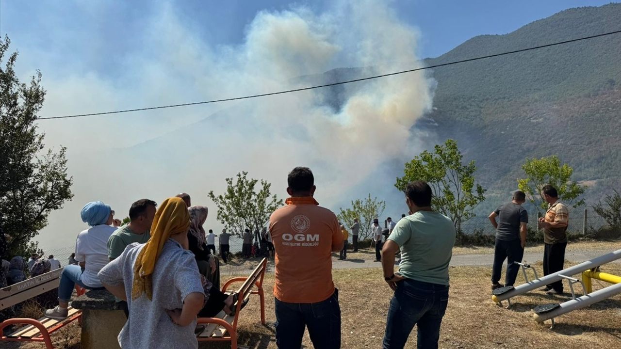 Bartın'da Orman Yangınına Yoğun Müdahale